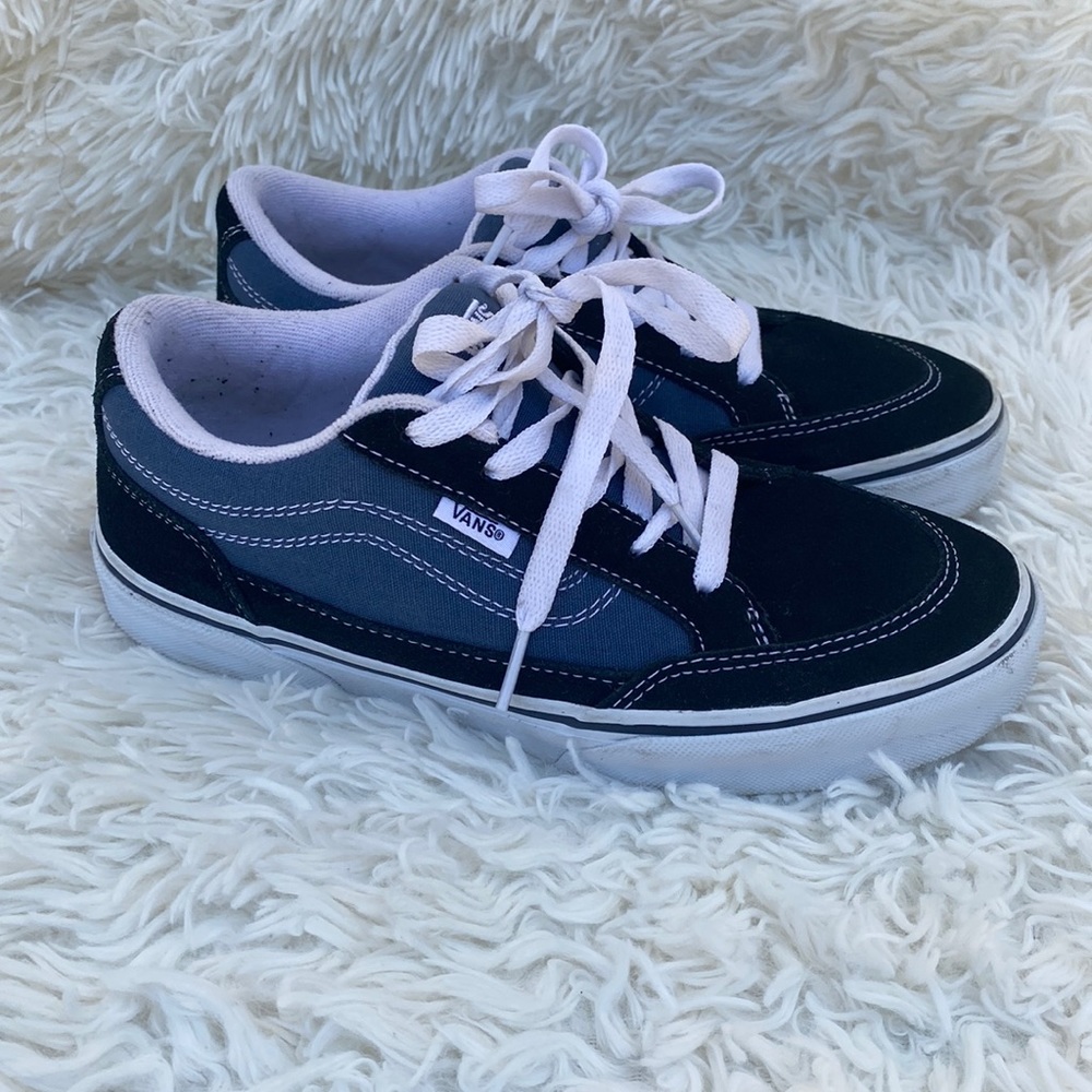 Old school Vans Youth size 5.5/ Women’s 7